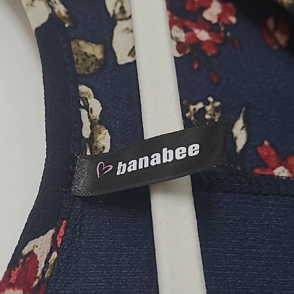 Banabee floral top with exposed shoulders and tie sleeves - Picture 3 of 5